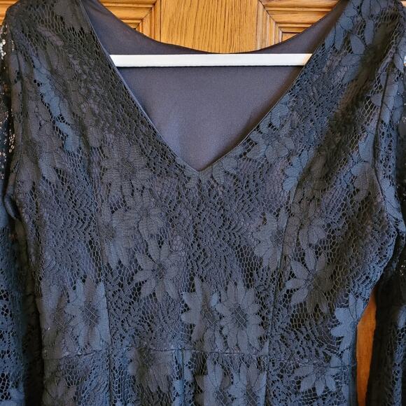 LuLu’s Black Lace Bell‑Sleeve Mini Dress L V‑Back Whimsygoth Party NYE Witchy - Picture 6 of 11